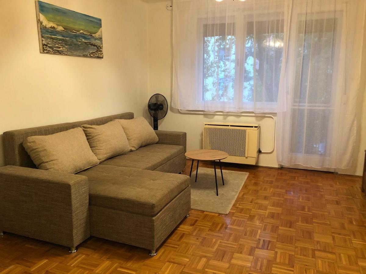 Karman Apartman - 2 Bedroom Entire Flat In The Center Jászberény Eksteriør billede
